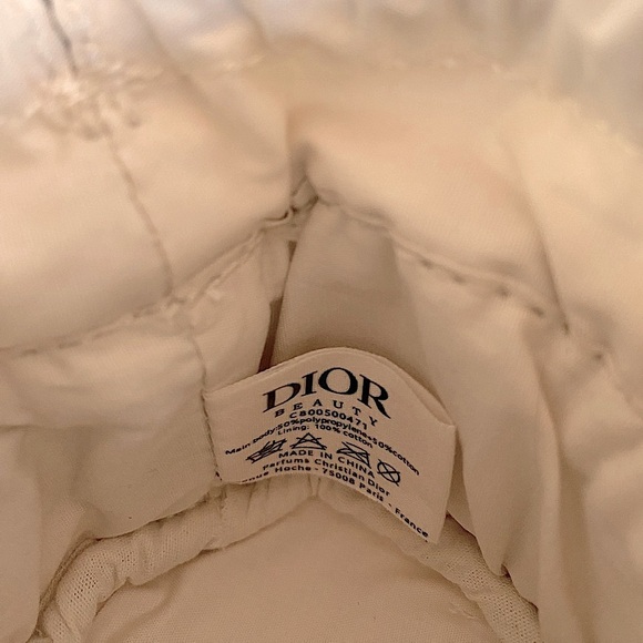 Sold✨ Authentic Christian Dior Mini Straw Bucket Bag - Picture 6 of 16